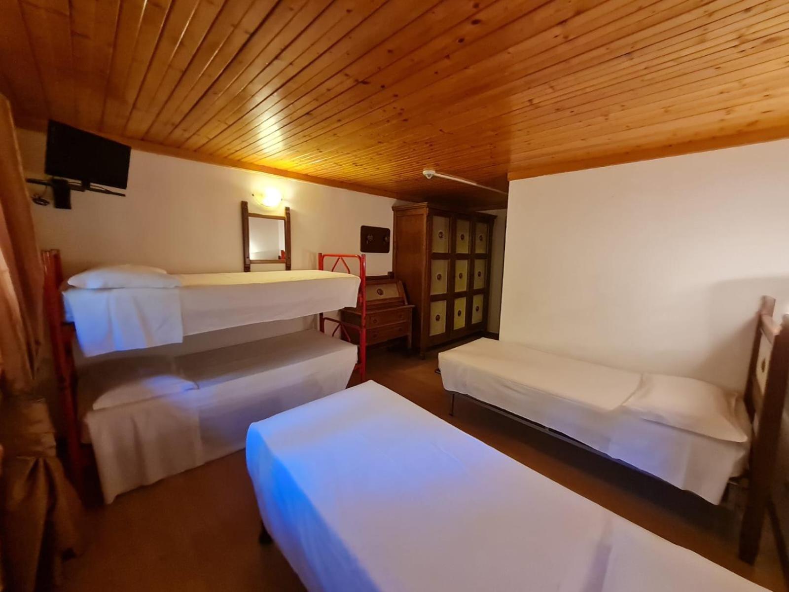 Hostel Il Pirata Cavareno Eksteriør billede